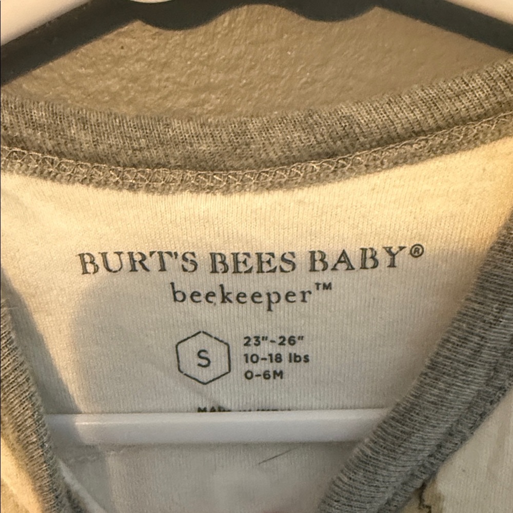 Burt's Bees Baby Moon and Stars Sleep Sack - Gray and Cream - Picture 2 of 2